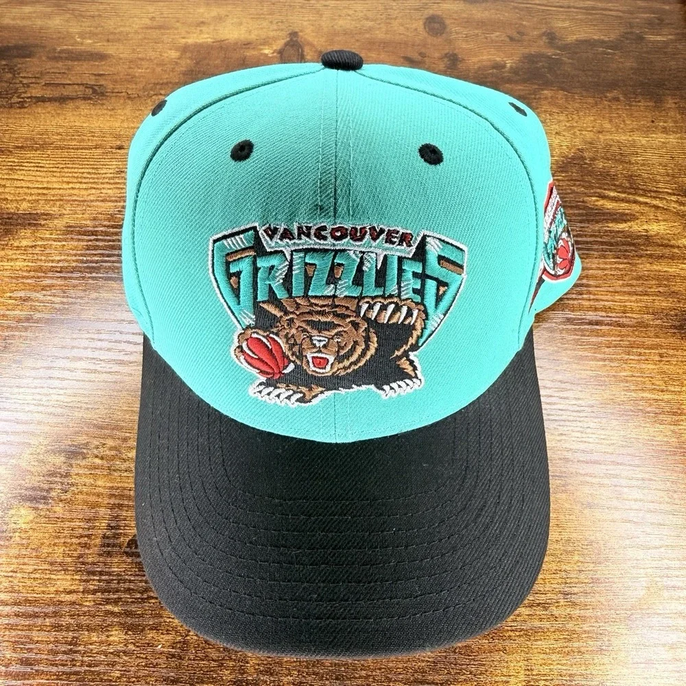 Mitchell & Ness Vancouver Grizzlies Snapback Hat Hardwood Classics NBA Teal